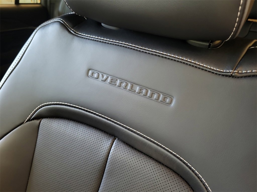 New 2025 Jeep Grand Cherokee Overland w/ Trailer Tow Package image 17