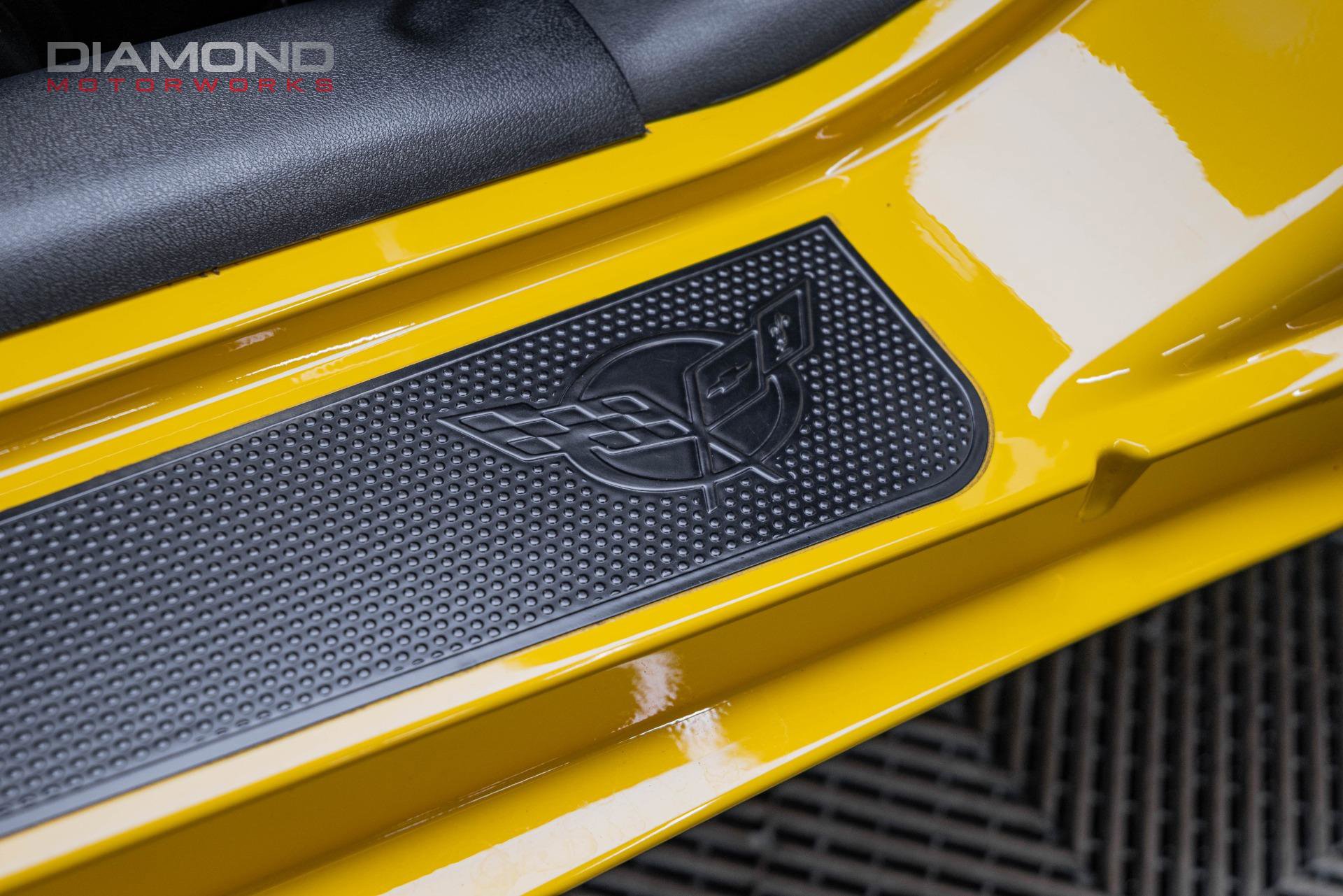 Used 2003 Chevrolet Corvette Coupe w/ Preferred Equipment Group image 73