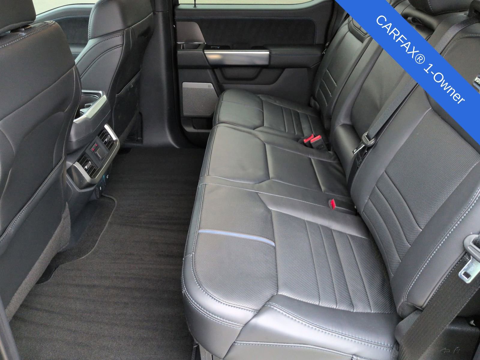 Used 2025 Ford F150 Platinum image 23