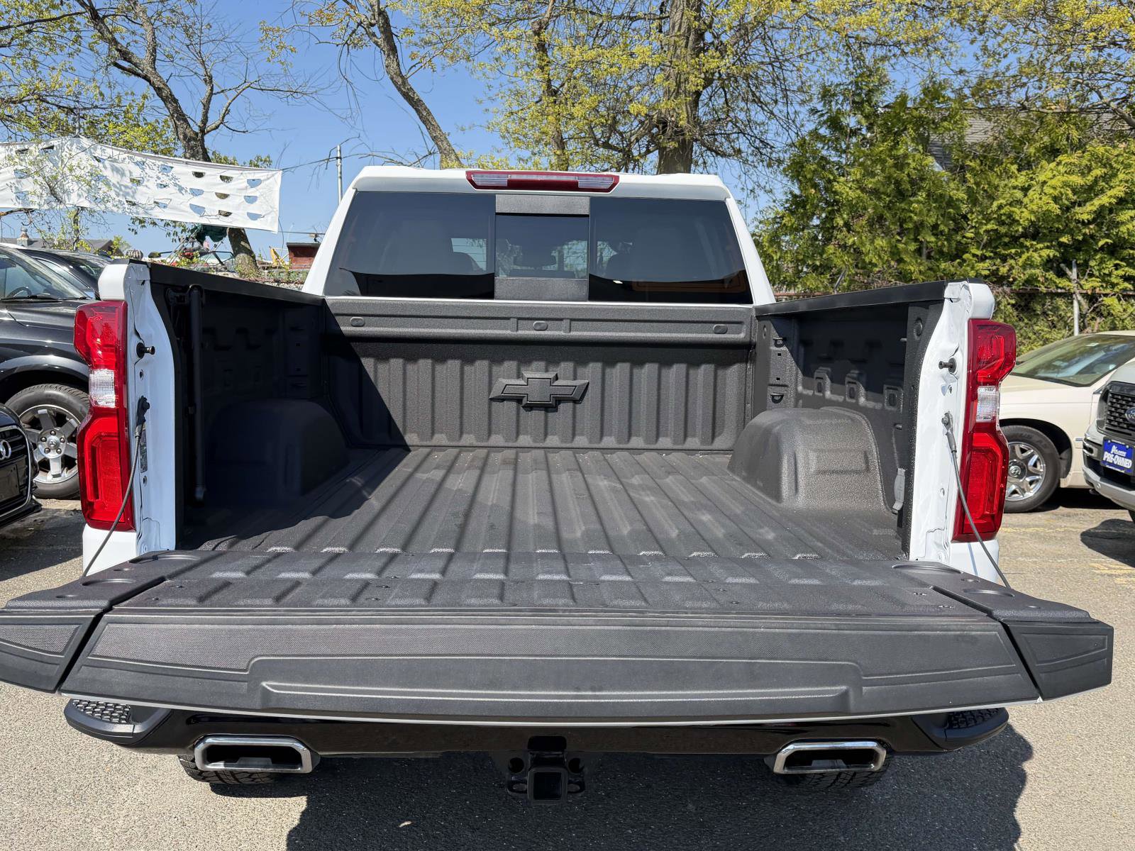 Certified 2024 Chevrolet Silverado 1500 LT Trail Boss w/ Convenience Package II AWD/4WD image 9