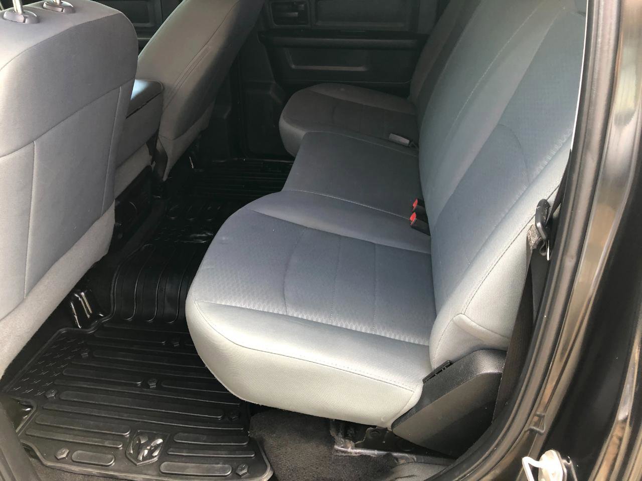 Used 2017 RAM 1500 Express w/ Express Value Package AWD/4WD image 29