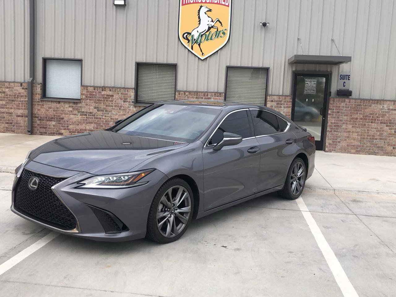 Used 2019 Lexus ES 350 F Sport w/ Accessory Package FWD image 2