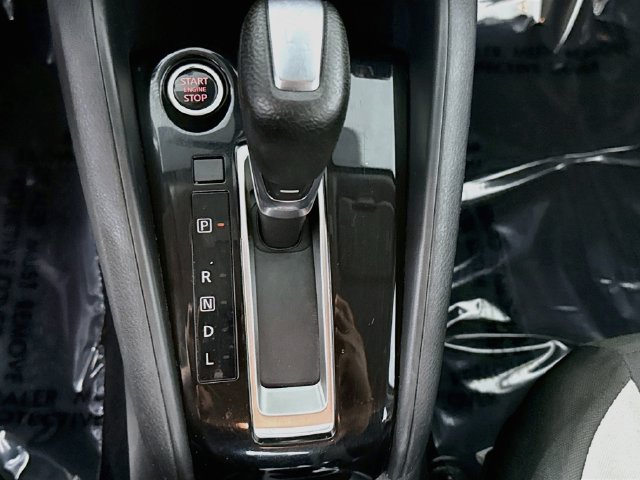 Used 2021 Nissan Versa SV FWD image 19