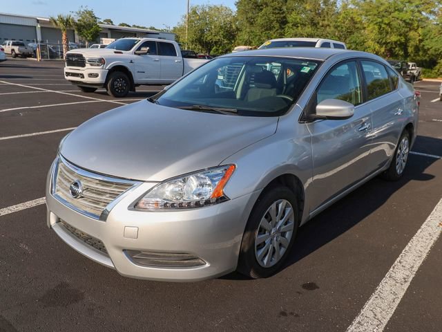 Used 2014 Nissan Sentra S FWD image 2