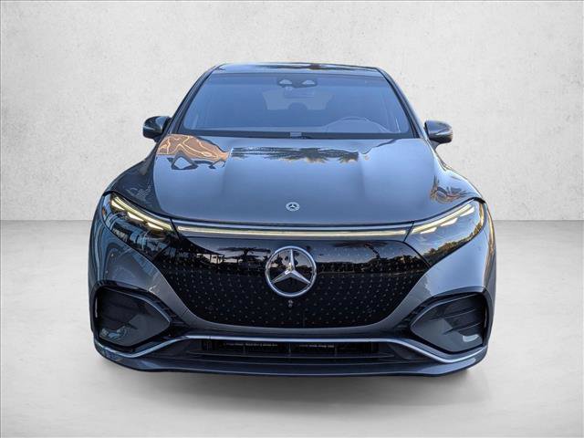 Used 2023 Mercedes-Benz EQS 580 4MATIC SUV image 2