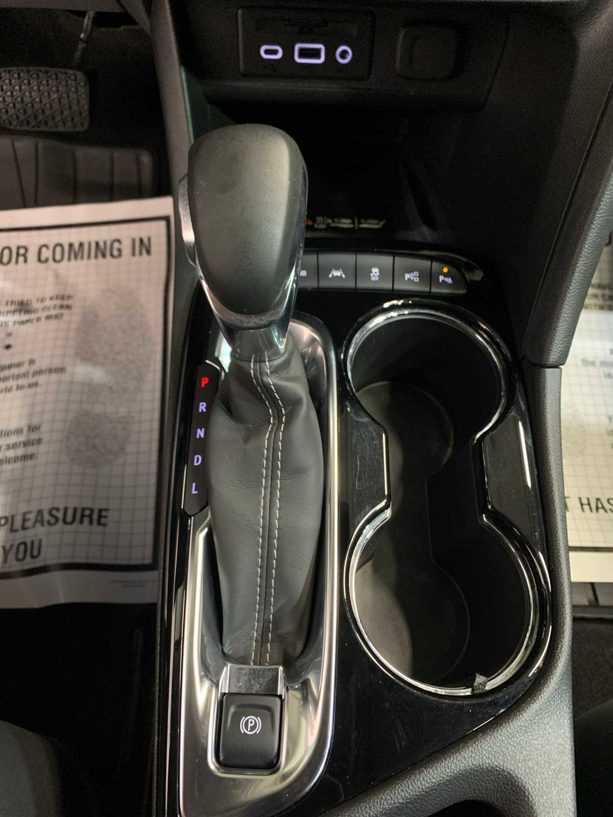 Used 2022 Buick Encore GX Essence w/ Advanced Technology Package image 7