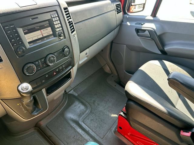 Used 2017 Mercedes-Benz Sprinter 2500 image 14
