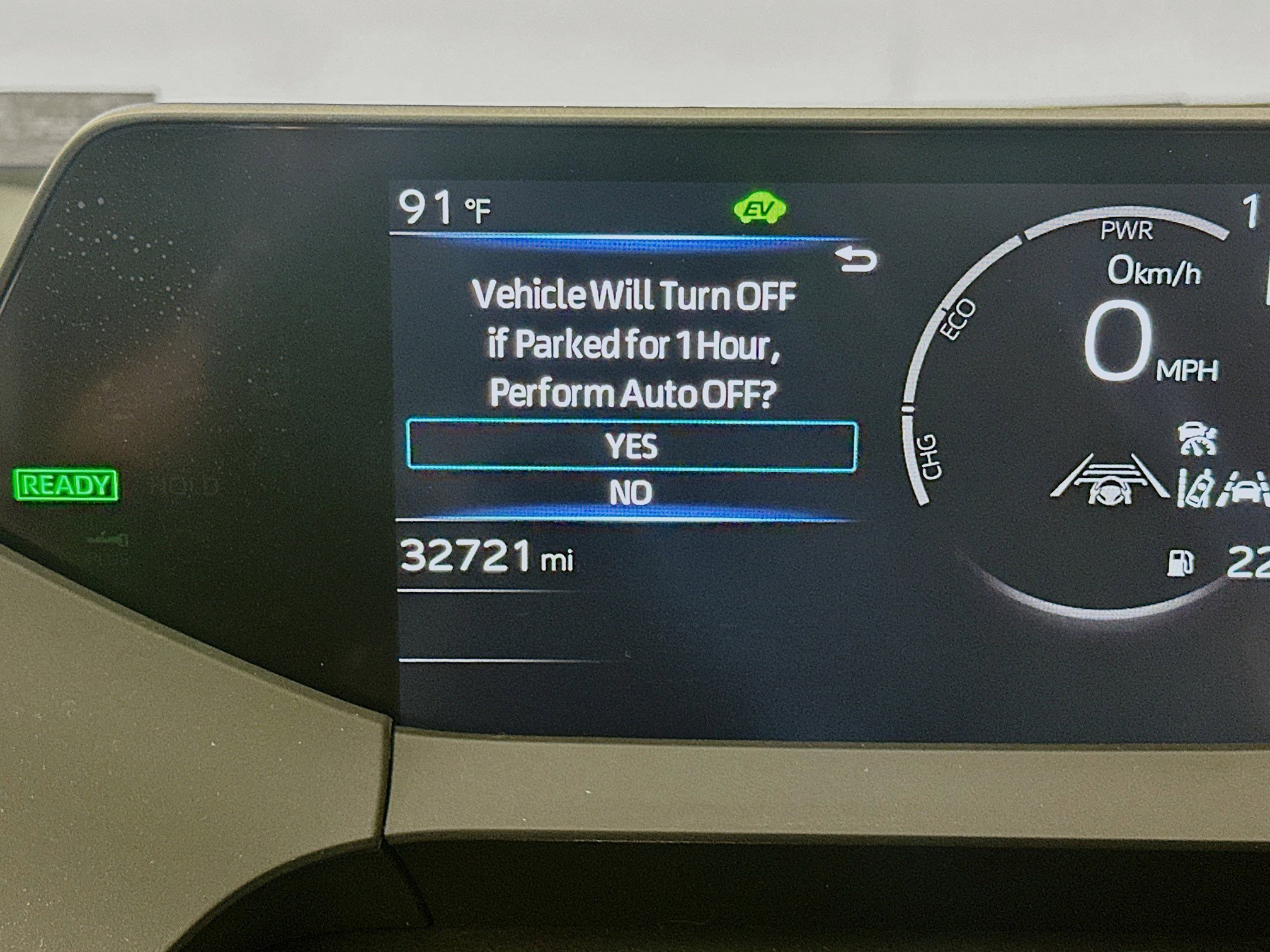 Used 2024 Toyota Prius XLE FWD image 19