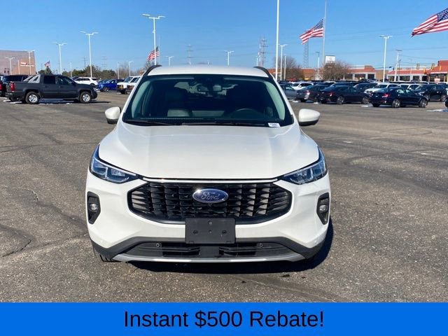 Used 2024 Ford Escape Platinum image 2