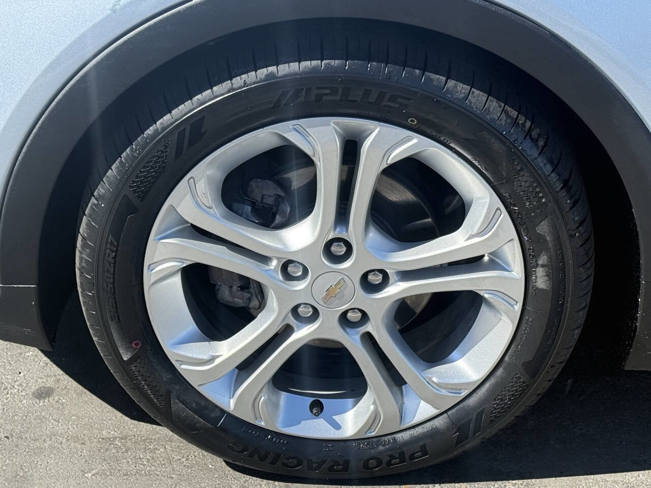 Used 2017 Chevrolet Bolt LT image 15