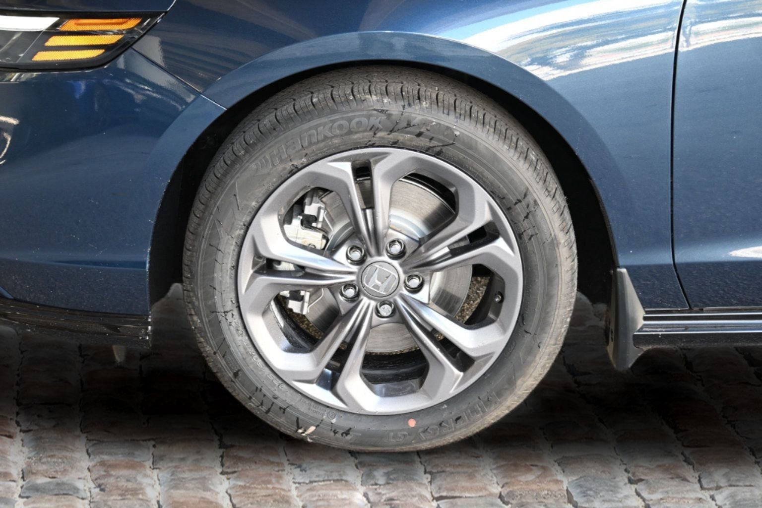 New 2026 Honda Accord EX-L image 33