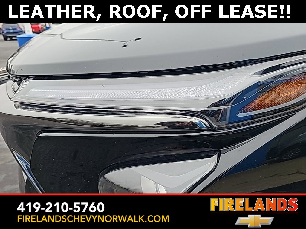 Certified 2025 Chevrolet Trax RS w/ Sunroof Package image 12