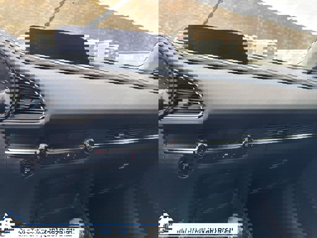 Used 2020 MAZDA CX-30 FWD w/ Select Package image 12