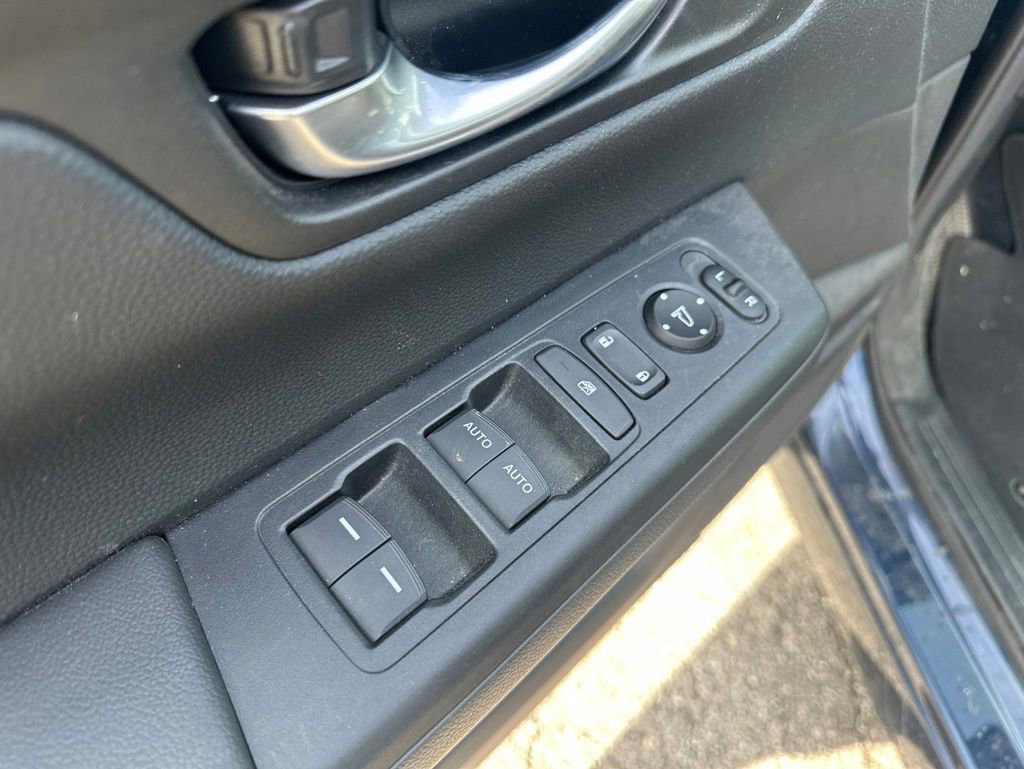 Used 2024 Honda CR-V EX image 17