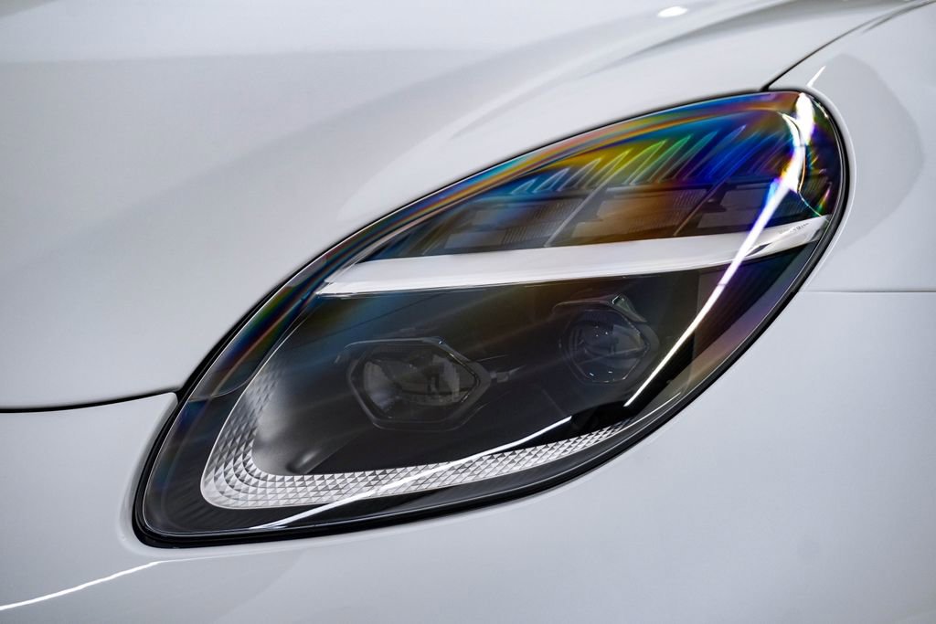 New 2026 Aston Martin V8 Vantage S image 6