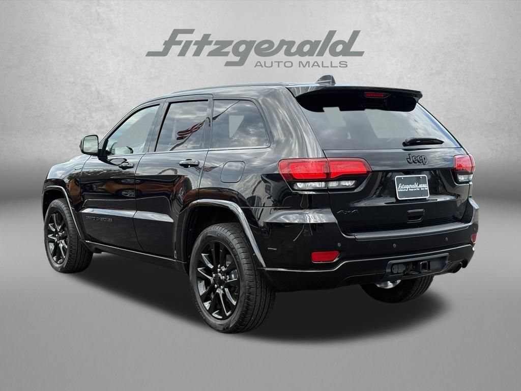 Used 2020 Jeep Grand Cherokee Altitude AWD/4WD image 9