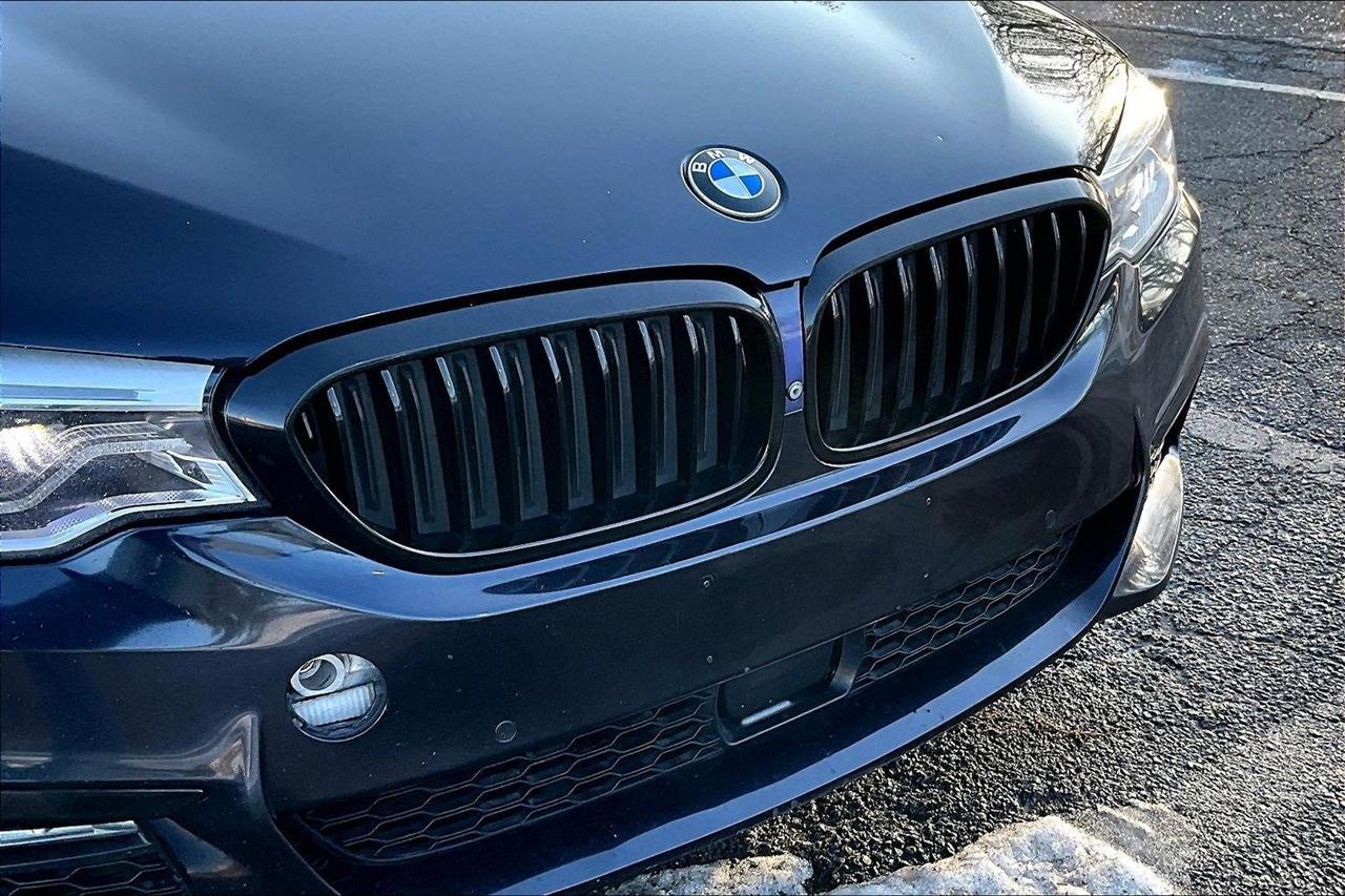 Used 2018 BMW 540i xDrive 540i xDrive w/ M Sport Package image 33