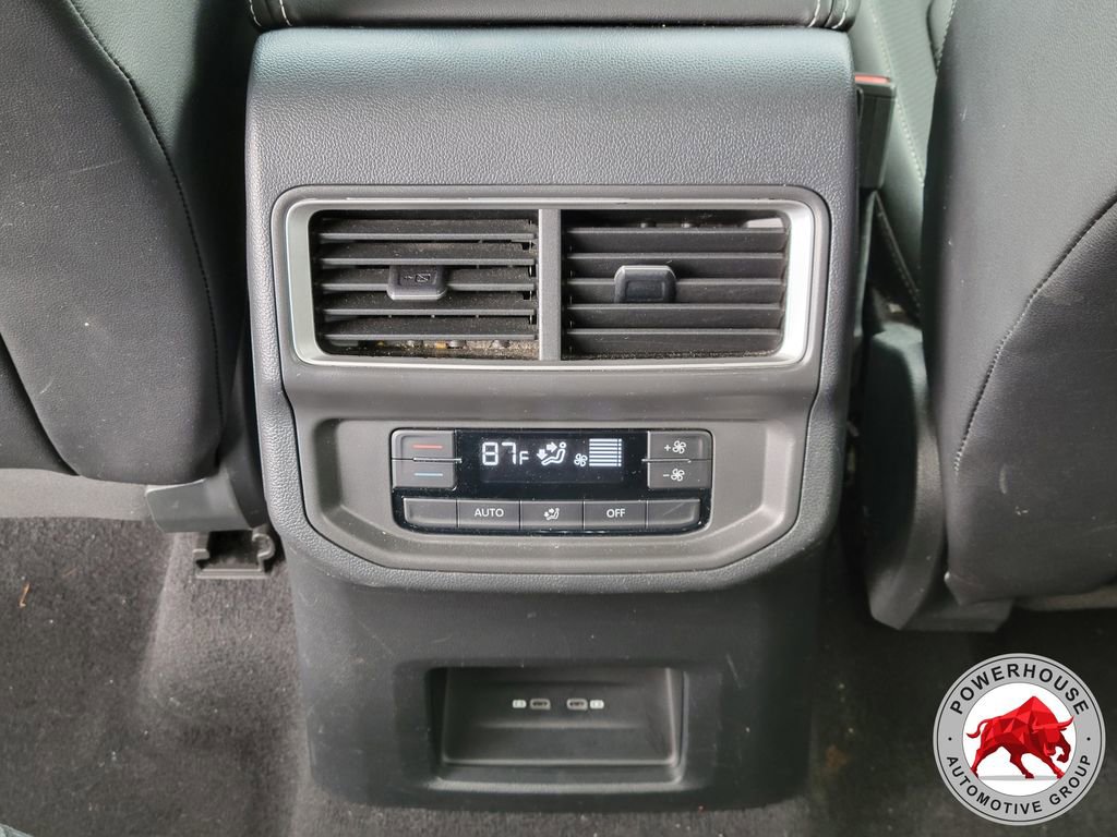 Used 2024 Volkswagen Atlas SE image 17