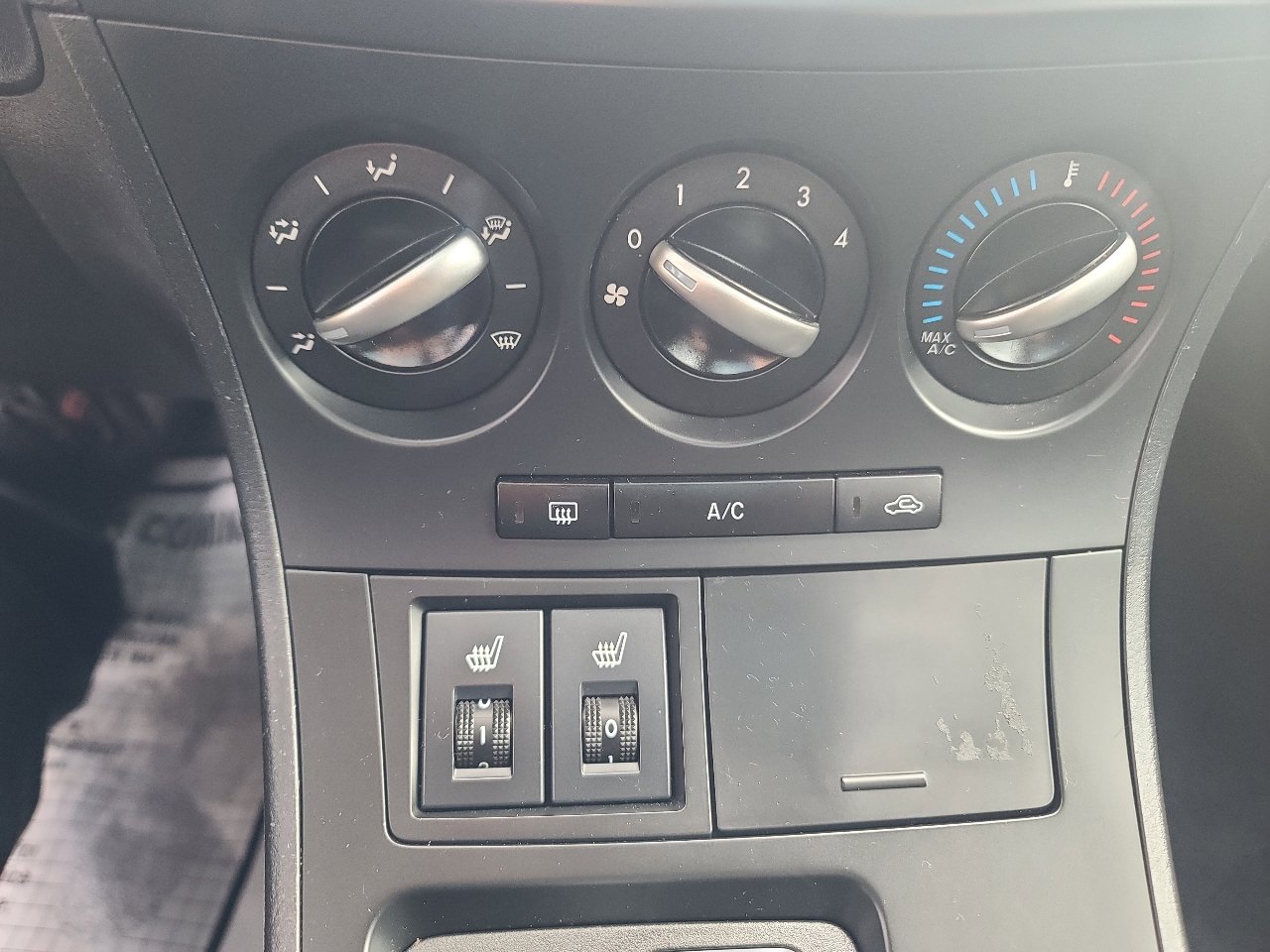 Used 2012 MAZDA MAZDA3 i Grand Touring image 19