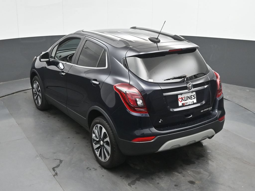 Used 2021 Buick Encore Preferred AWD/4WD image 37