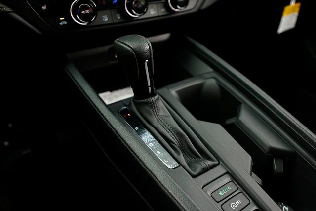 Used 2025 Honda Accord SE image 38