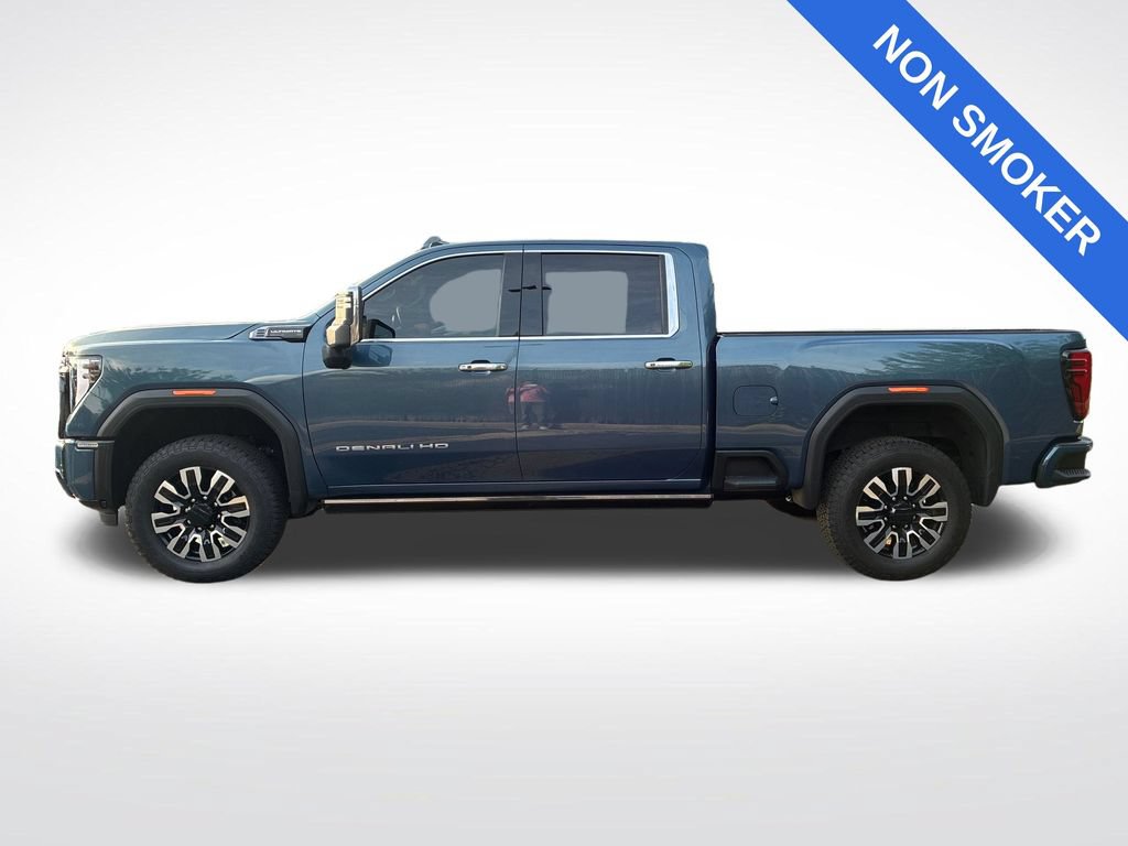 Used 2025 GMC Sierra 2500 Denali Ultimate AWD/4WD image 6