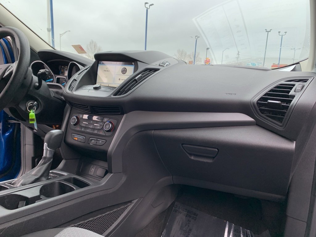 Used 2017 Ford Escape SE w/ Equipment Group 201A image 19