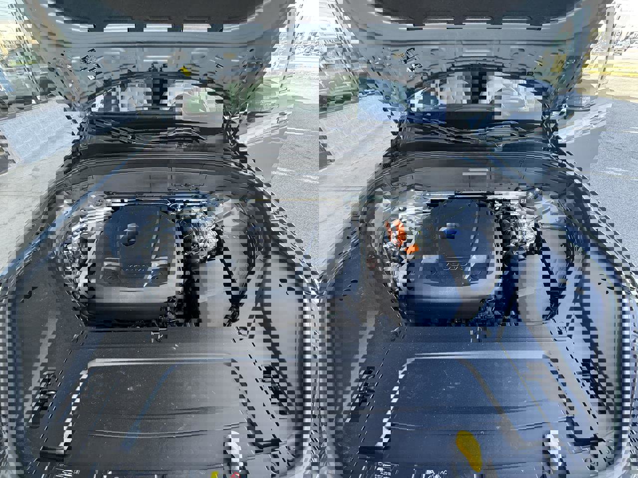 Used 2023 Volvo XC90 T8 Ultimate image 63