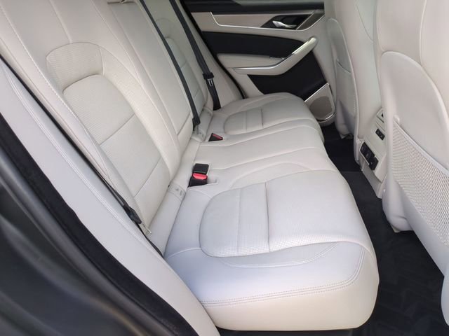Used 2026 Jaguar F-PACE R-Dynamic S AWD/4WD image 17