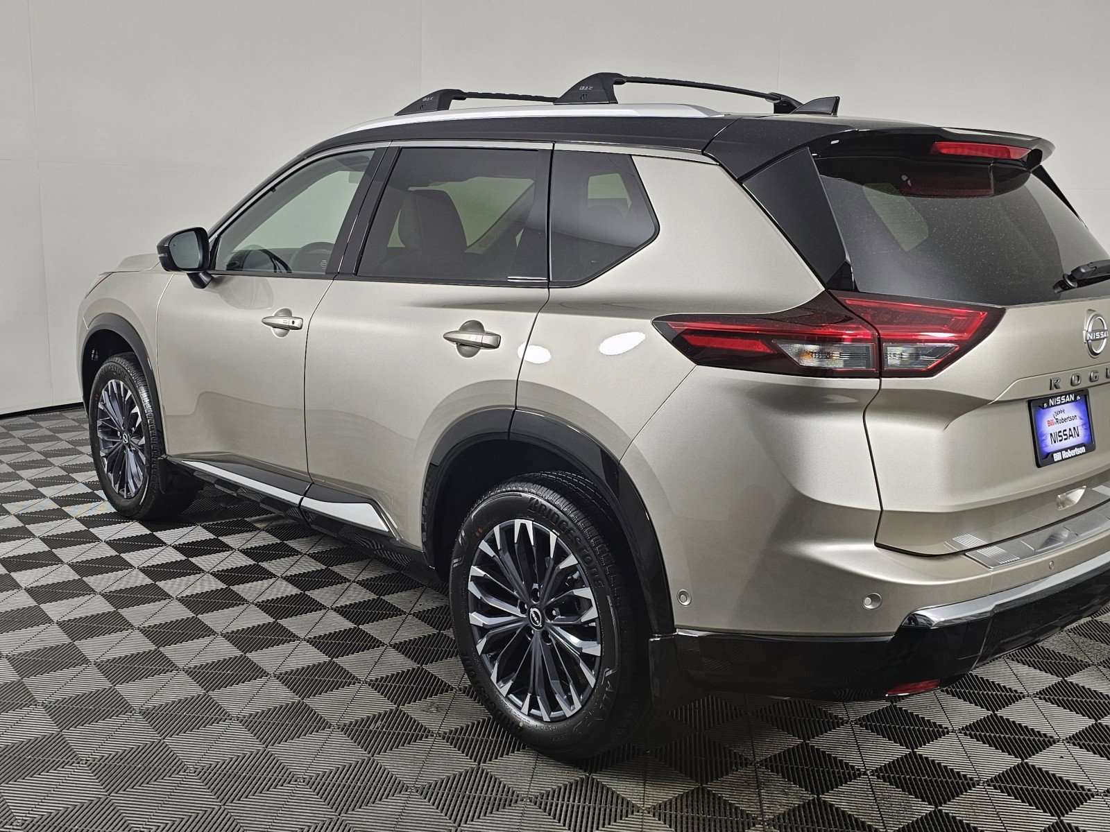 New 2026 Nissan Rogue Platinum image 6