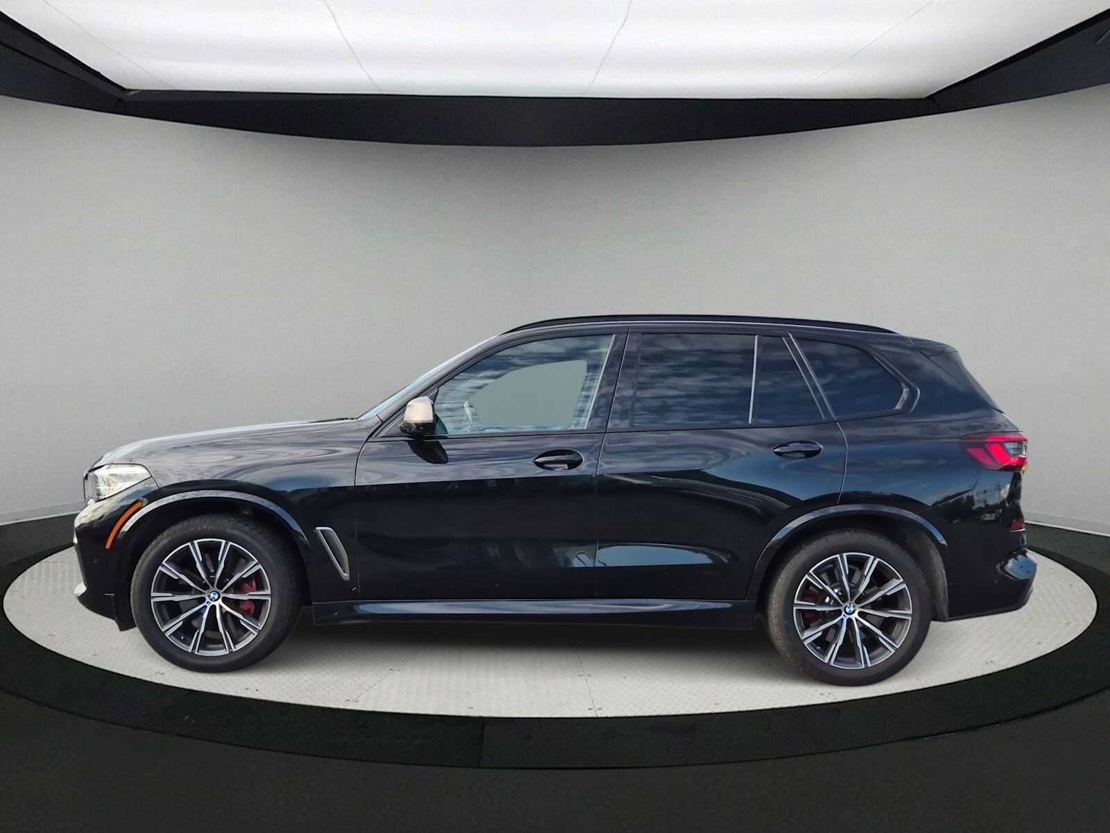 Used 2022 BMW X5 M50i AWD/4WD image 5