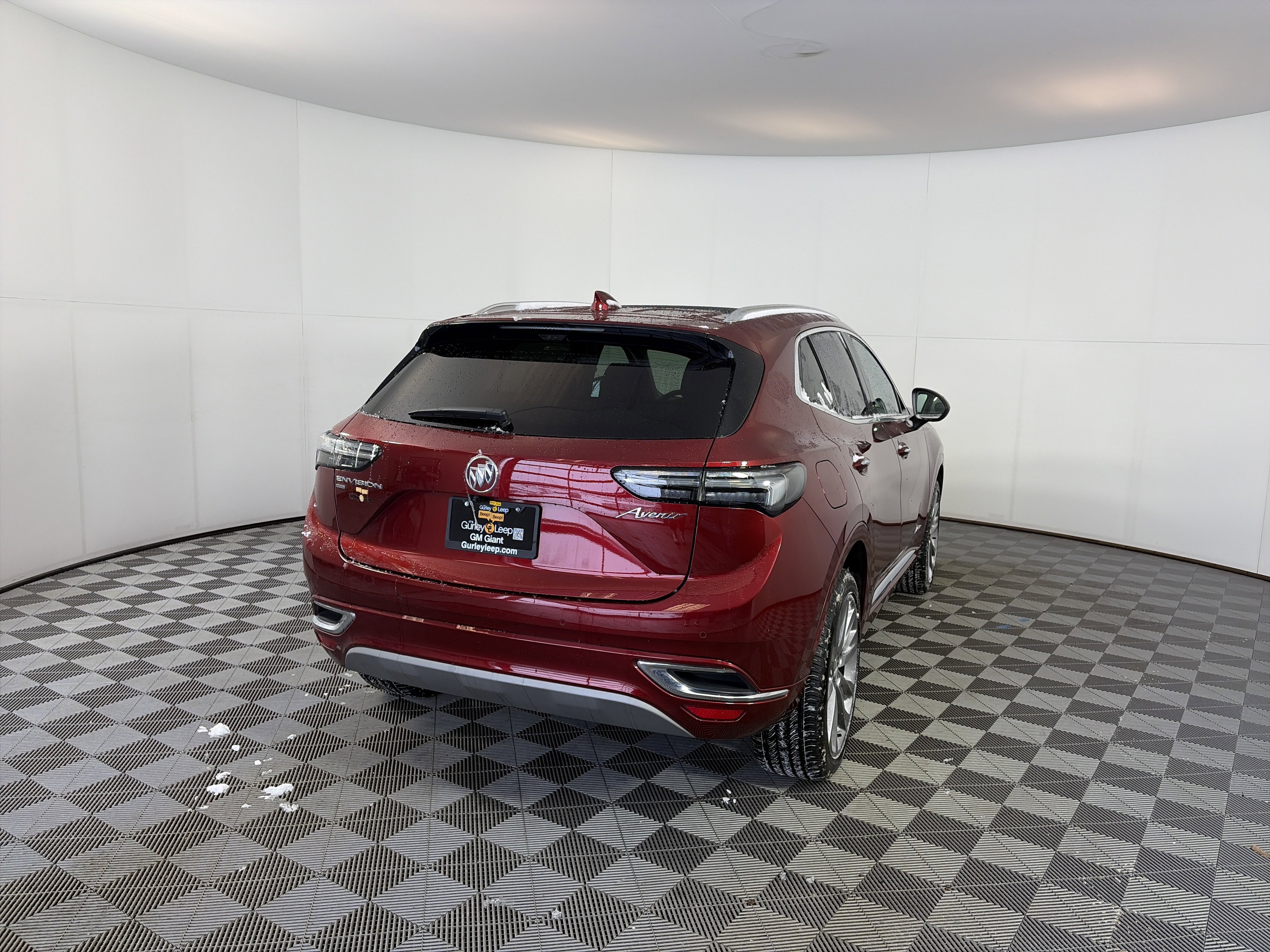 Used 2023 Buick Envision Avenir image 10