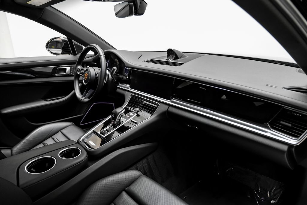 Used 2022 Porsche Panamera 4 AWD/4WD image 15