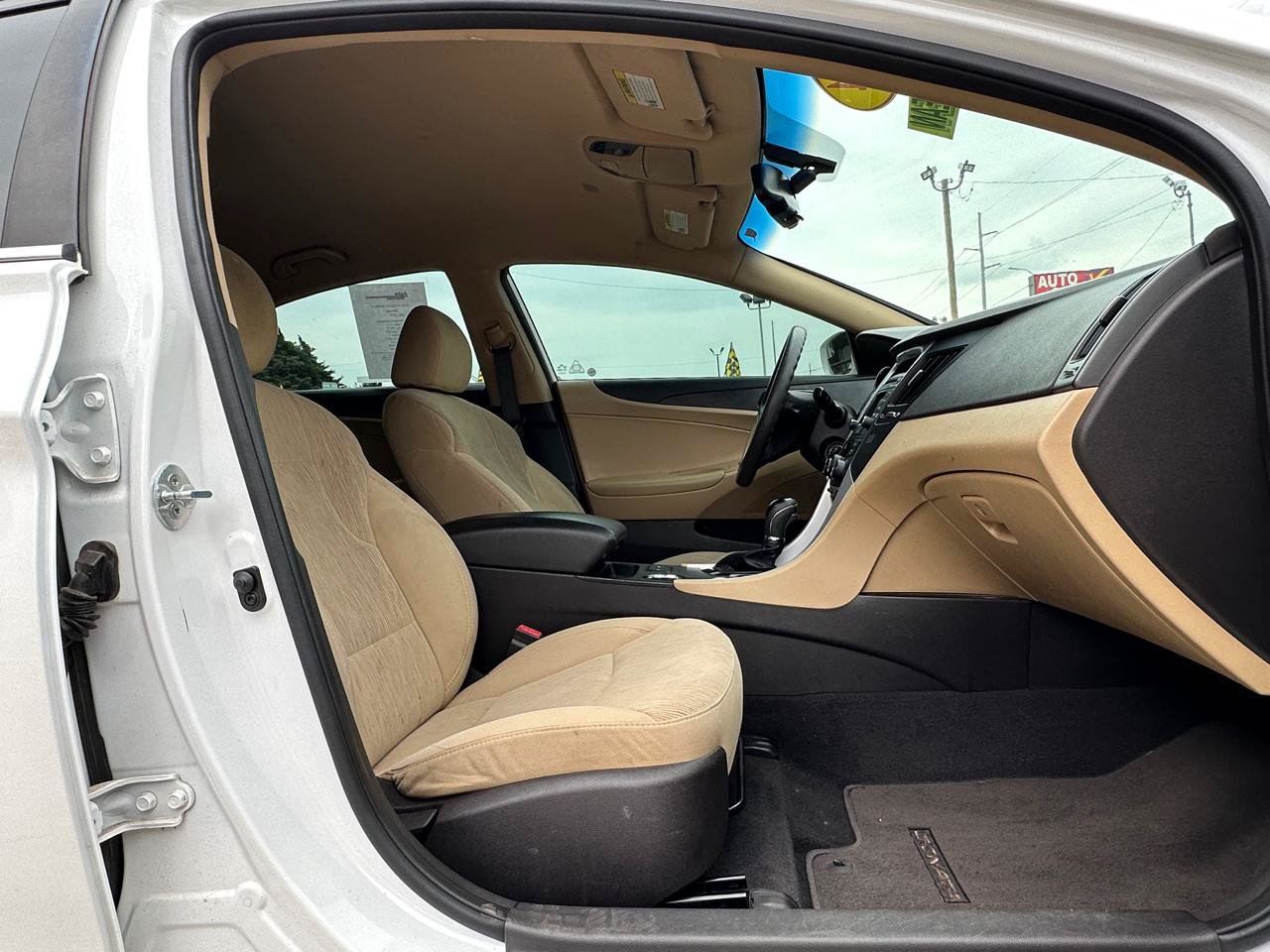 Used 2014 Hyundai Sonata GLS w/ Popular Equipment Group 2 FWD image 16