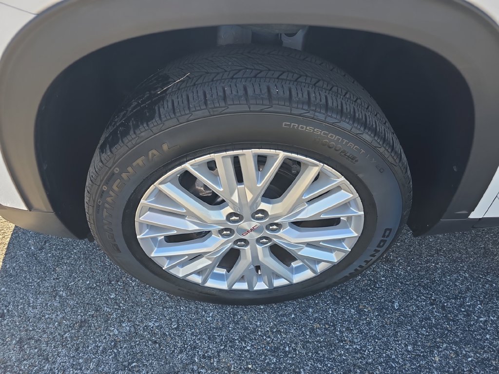 Used 2026 GMC Acadia Elevation w/ Elevation Premium Package FWD image 10