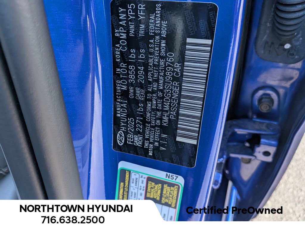 Used 2025 Hyundai Elantra Sport FWD image 35