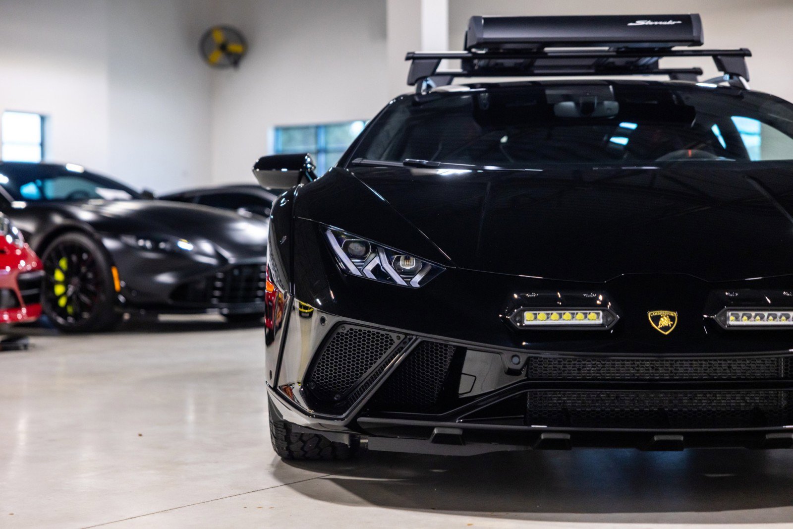 Used 2024 Lamborghini Huracan Sterrato AWD/4WD image 22