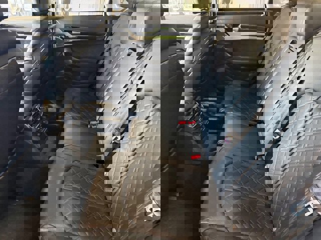 Used 2016 Audi S8 AWD/4WD image 28