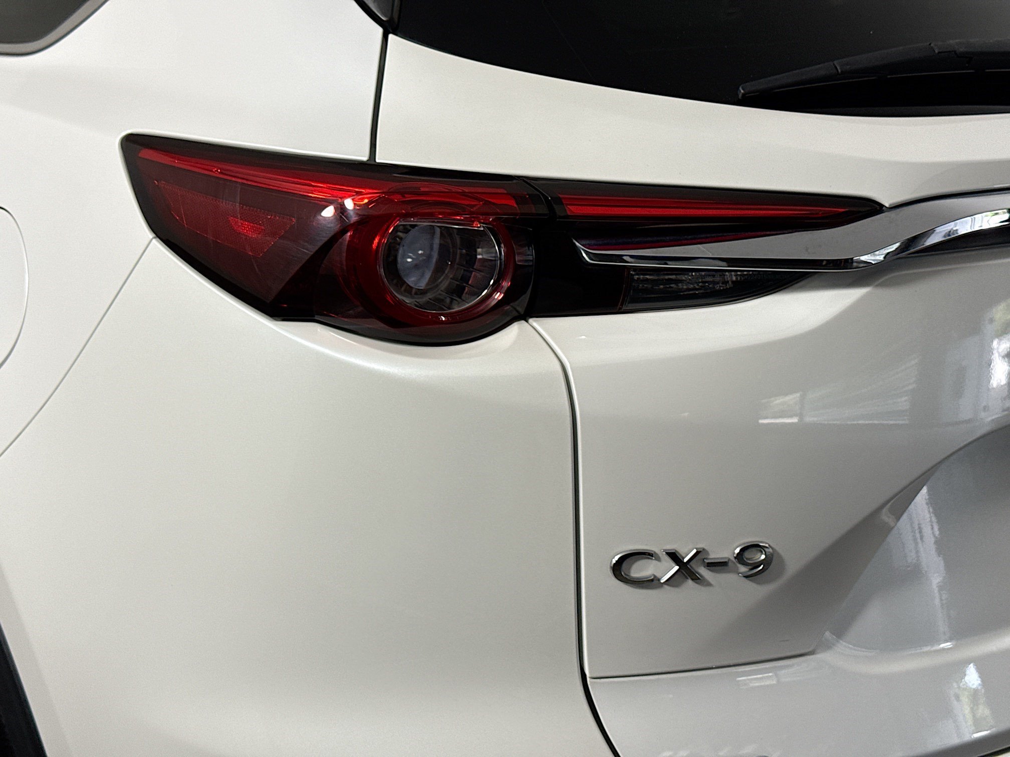 Used 2021 MAZDA CX-9 Touring w/ Touring Premium Package FWD image 36