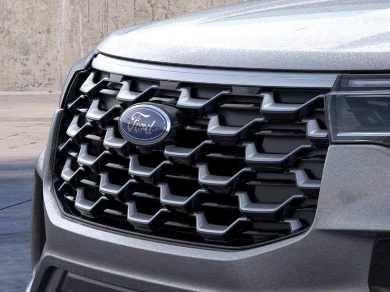 New 2026 Ford Explorer Platinum w/ LUX Leather Package AWD/4WD image 17