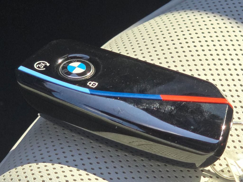 Used 2023 BMW XM AWD/4WD image 37