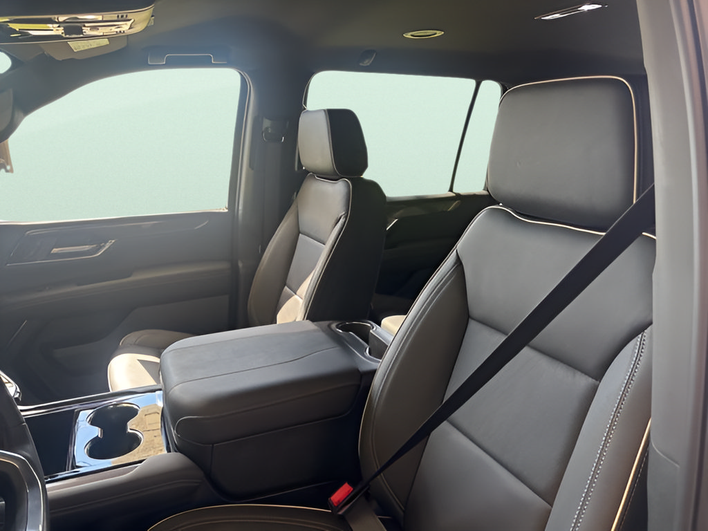 New 2026 GMC Yukon XL Elevation RWD image 4