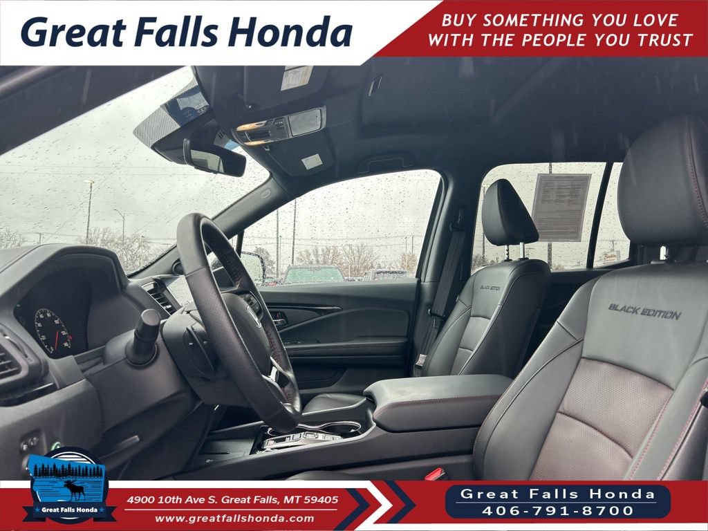 Used 2025 Honda Ridgeline Black Edition image 16