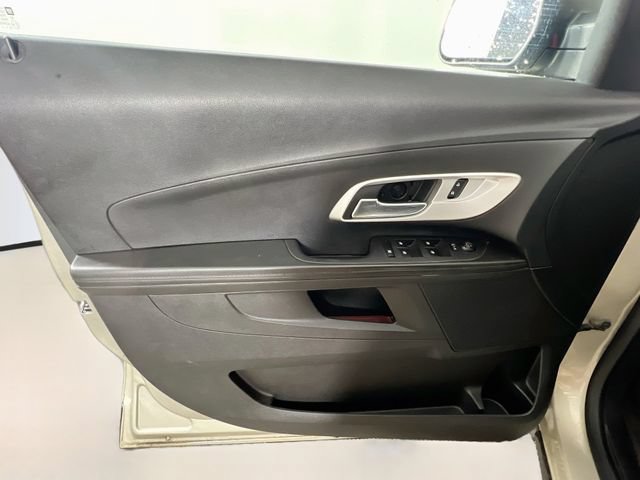Used 2016 Chevrolet Equinox LS AWD/4WD image 27