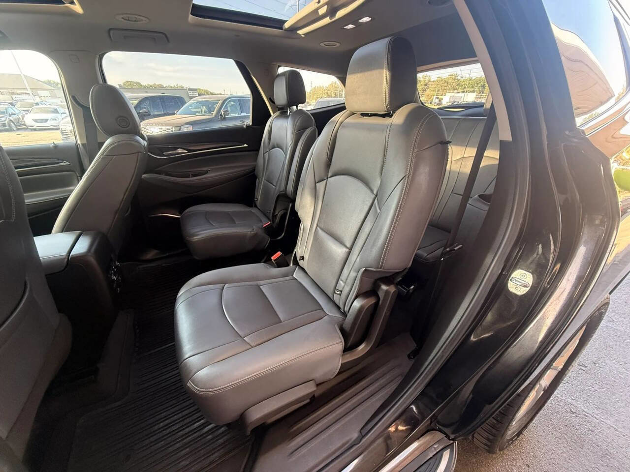 Used 2019 Buick Enclave Premium w/ LPO, Hit The Road Package AWD/4WD image 14