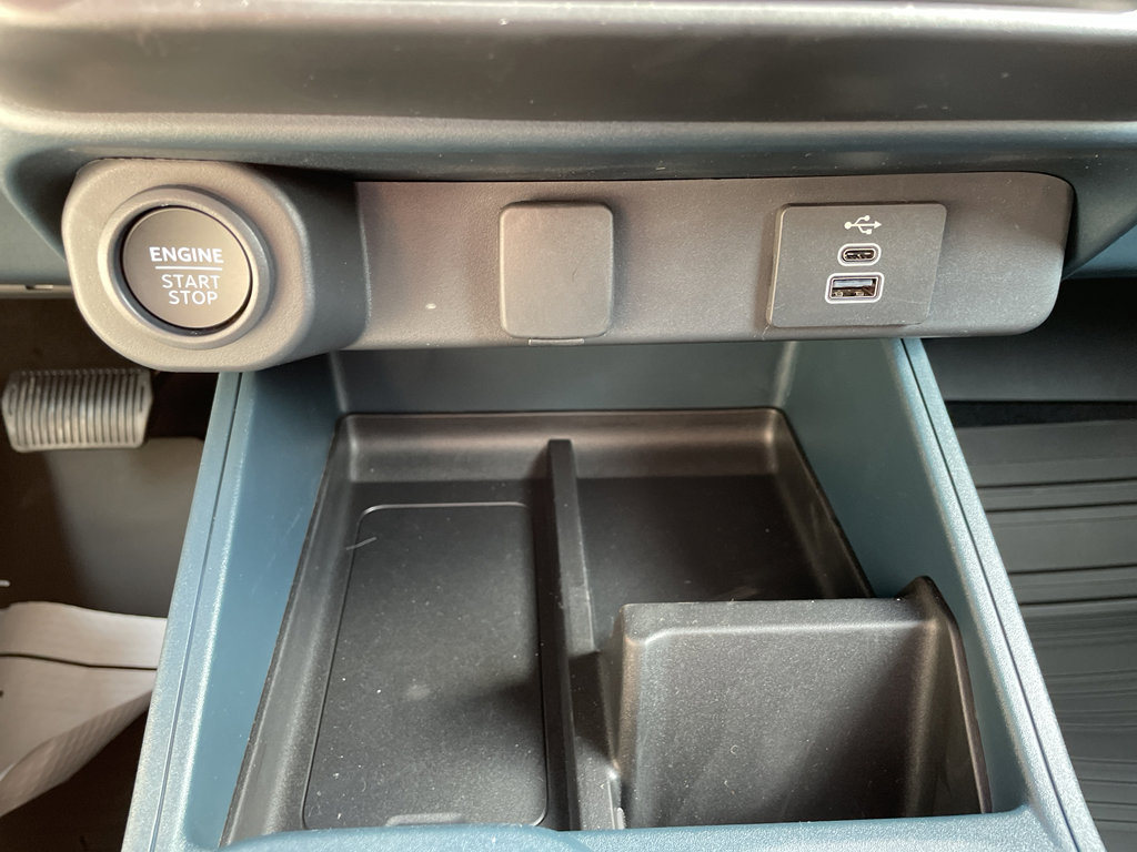 New 2025 Ford Maverick XLT w/ XLT Luxury Package image 19