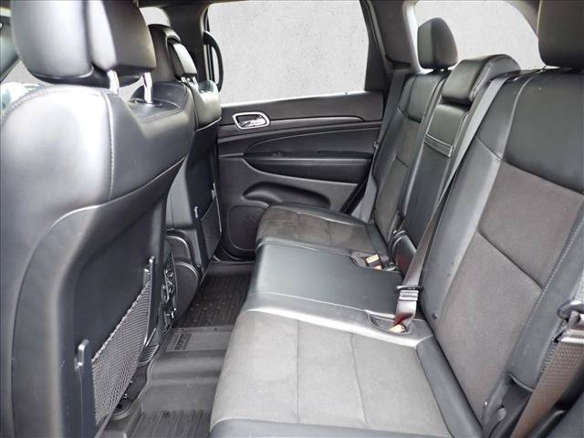 Used 2020 Jeep Grand Cherokee Altitude AWD/4WD image 10