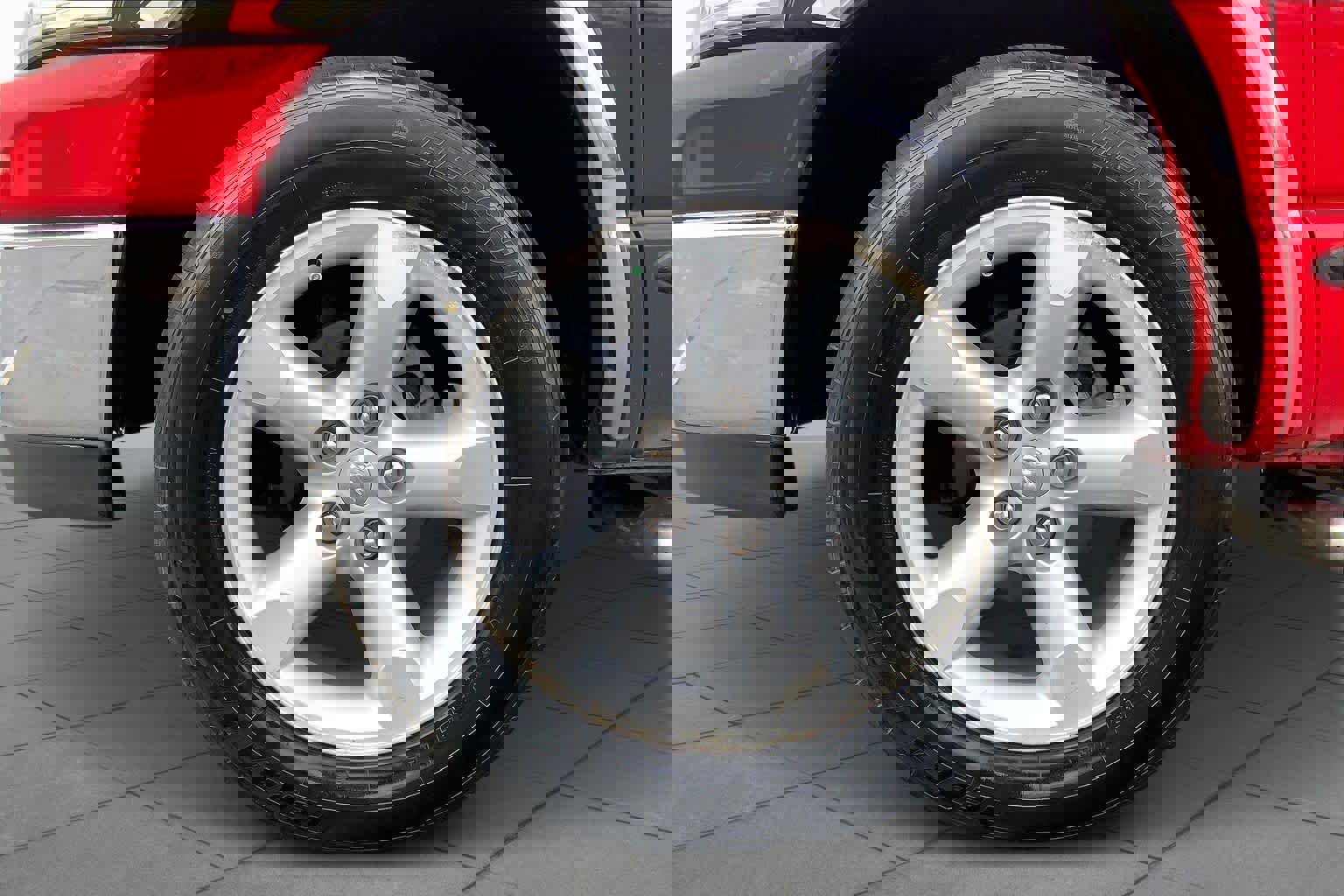 Used 2007 Dodge Ram 1500 Truck SLT image 10