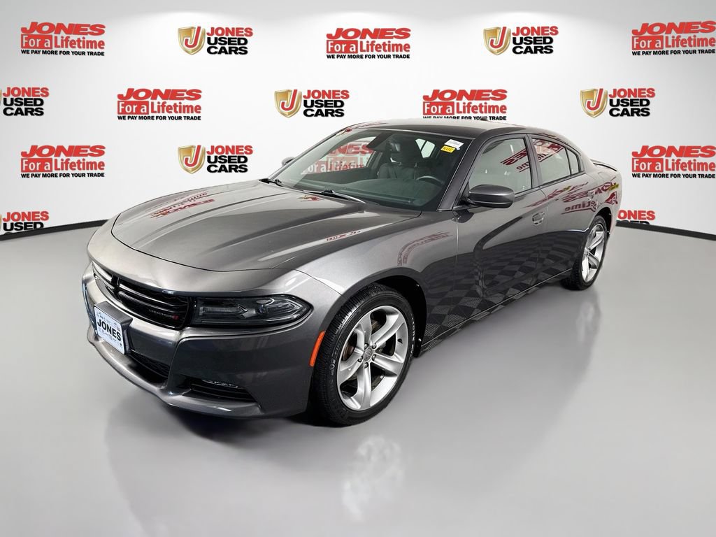 Used 2015 Dodge Charger SXT RWD image 8