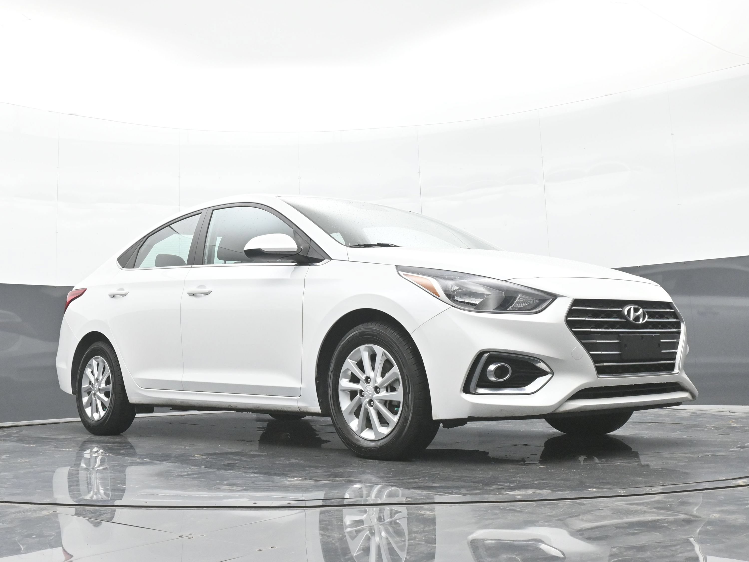 Used 2022 Hyundai Accent SEL FWD image 41
